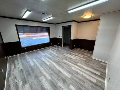 Main picture of 750 Miami St