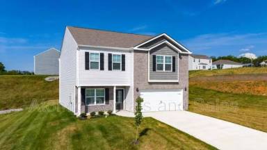 Main picture of 322 Heritage Crossing Dr