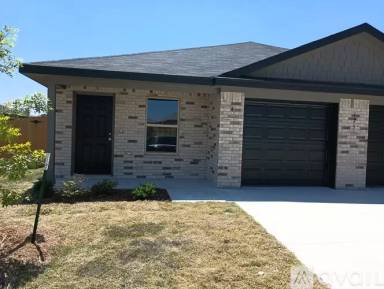 Main picture of 125 Wind Ridge Dr