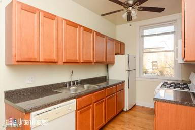 Main picture of 1448 W Argyle St