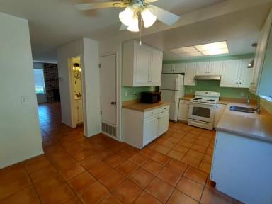 Main picture of 1043 Poplar Dr