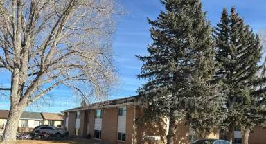 Main picture of 1609 E Baker St
