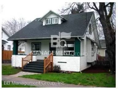 Main picture of 3227 NE Prescott St