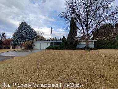 Main picture of 7528 W Umatilla Ave