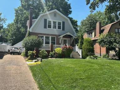 Main picture of 7452 Arlington Dr