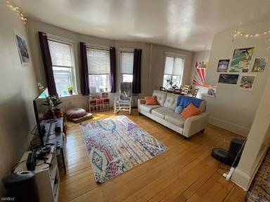 Main picture of 1147 Commonwealth Ave