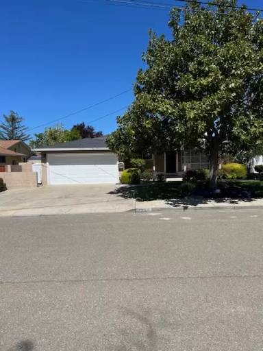Main picture of 940 Redondo Way