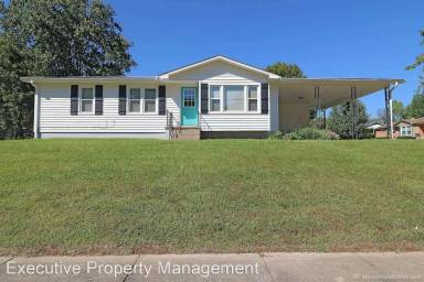 Main picture of 2630 Janet Dr