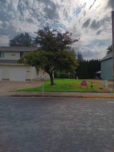 Main picture of 421 489 Ecols St