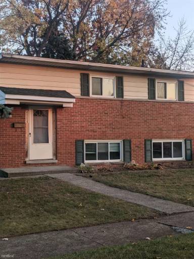 Main picture of 43256 Lira Dr