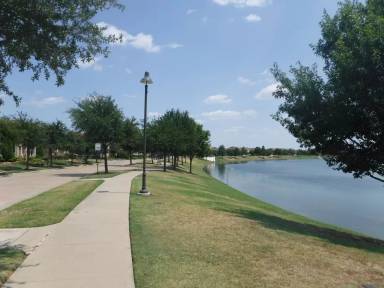 Main picture of 6756 Plaza Via