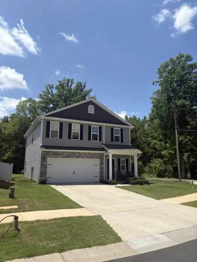 Main picture of 2014 Karen Woods Ln