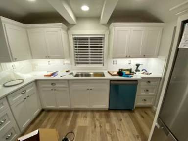 Main picture of 21255 Willamette Dr