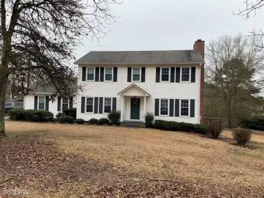 Main picture of 16 Wood Forest Dr SW