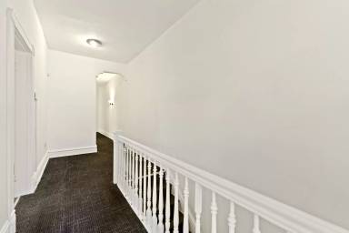 Main picture of 5130 Kensington Ave