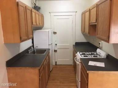 Main picture of 231 Park Dr