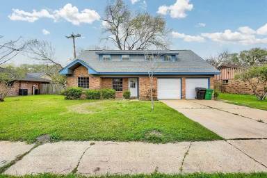 Main picture of 10946 Gulf Valley St