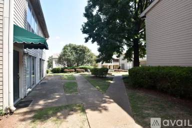 Main picture of 6747 Quail Hollow Ct