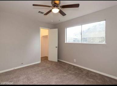 Main picture of 3623 Bowling Ln