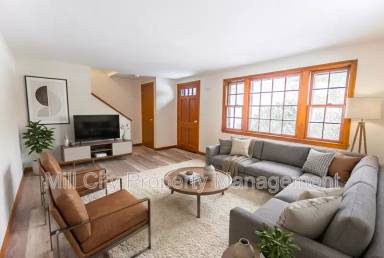 Main picture of 64 South Rd