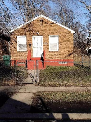 Main picture of 2421 Delaware St