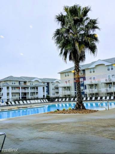 Main picture of The Avenue at San Marcos