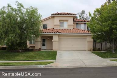 Main picture of 33020 Harmony Ln