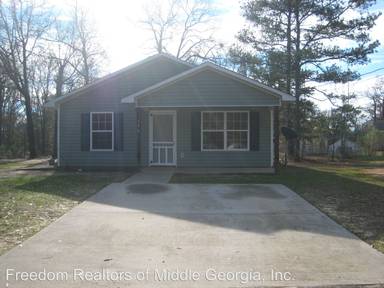 Main picture of 106 Luther Ct