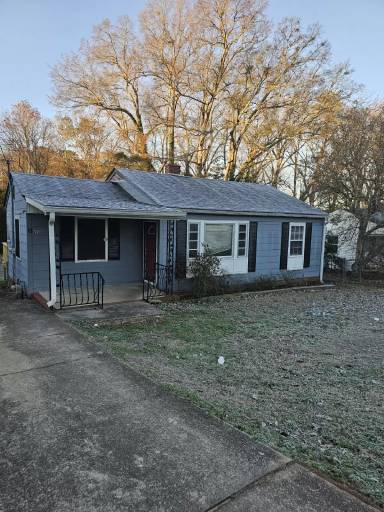 Main picture of 105 Rutland Cir