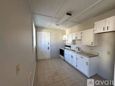 Main picture of 213 Pawling Ave