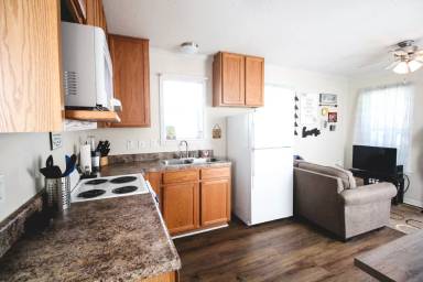 Main picture of 11 Cottage Grove Dr