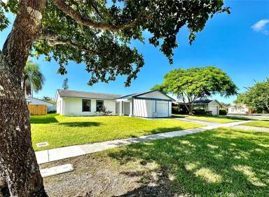 Main picture of 16708 SW 5th Way