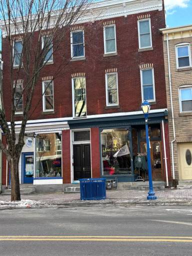 Main picture of 164 Bridge St