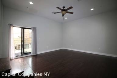 Main picture of 83 Beaver St