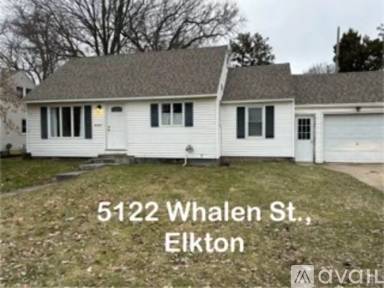 Main picture of 5122 Whalen St