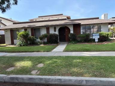 Main picture of 2414 Ponderosa St