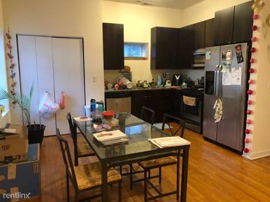 Main picture of 1712 W Warren Blvd