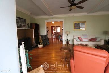 Main picture of 4722 S Greenwood Ave