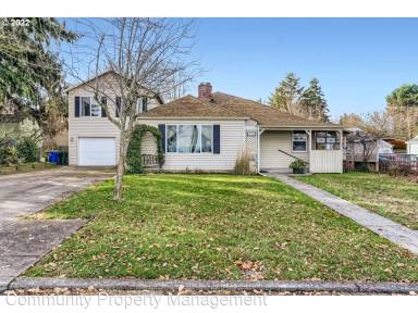 Main picture of 4325 NE 115th Ave