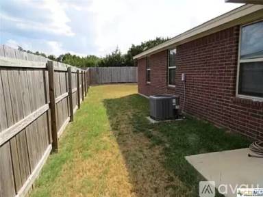 Main picture of 4504 Cambridge Dr