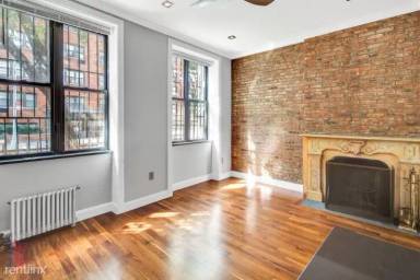 Main picture of 330 E 58th St
