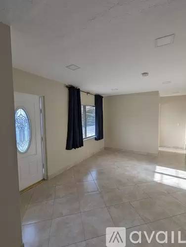 Main picture of 6041 NE 4th Ave