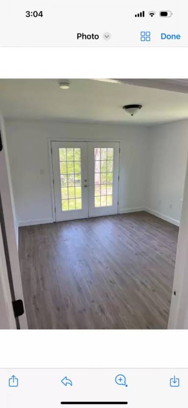 Main picture of 49 Chase Ave