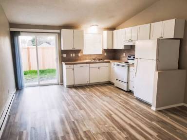 Main picture of West Slope Apartments