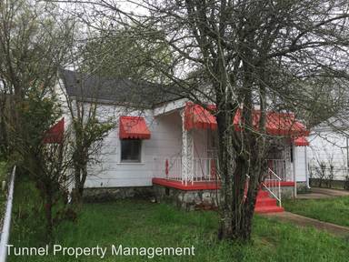 Main picture of 2912 N Chamberlain Ave