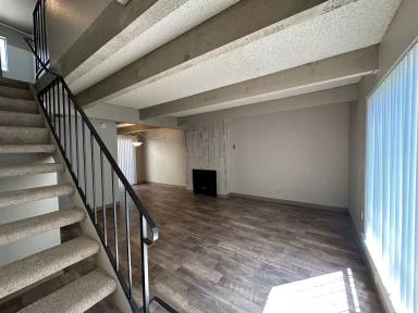 Main picture of 2306 Capitol Ave