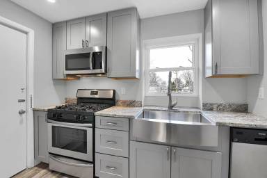 Main picture of 8221 Delmar Blvd