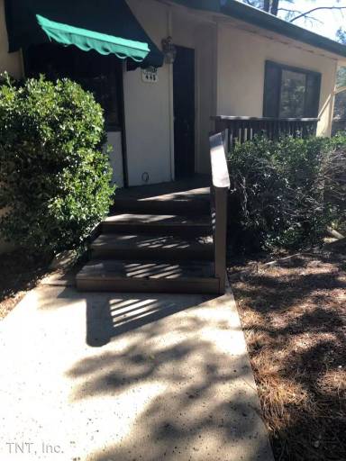 Main picture of 445 Shalimar Dr