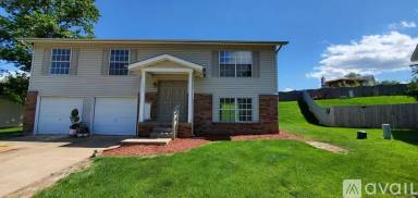 Main picture of 1615 Fairwood Forest Dr