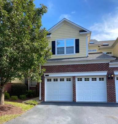 Main picture of 29 Hawk Ridge Dr